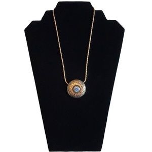 Celebration Necklace Style Dots